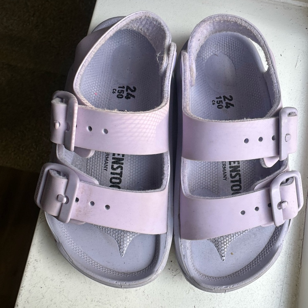 Birkenstock Mogami Girls'‎ Sandal EU24 US6 Youth Purple-Lavender NWOT never worn
